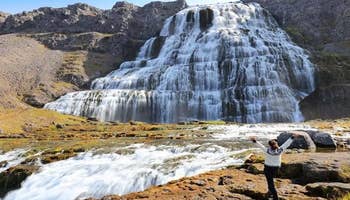 Spannende Tocht van 3,5 Uur naar de Waterval Dynjandi en Boerderij vanuit Isafjordur