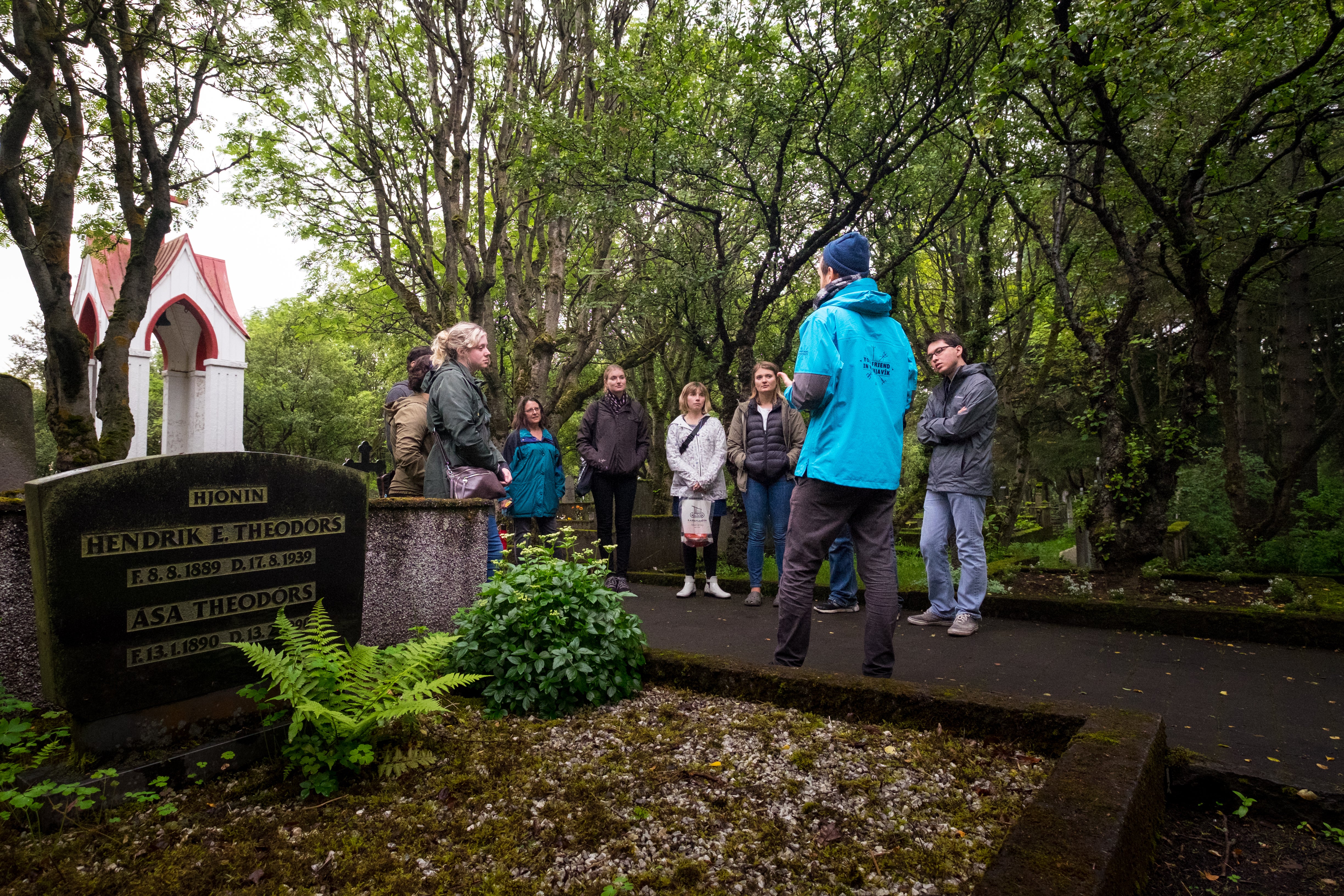 Your guide will take you to the beautiful Holavallakirkjugardur Cemetary during this 3.5-hour walking tour of Reykjavik.