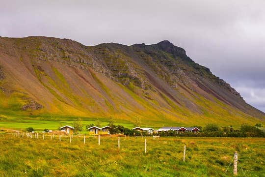 Moar Cottages