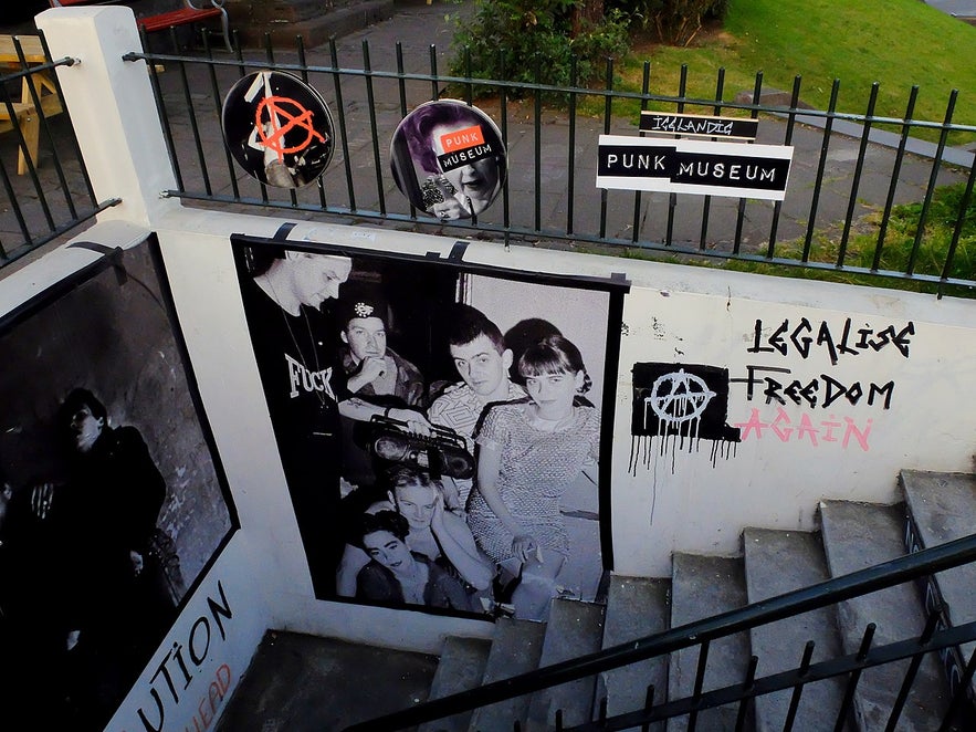 Ingresso del Museo del Punk di Reykjavik