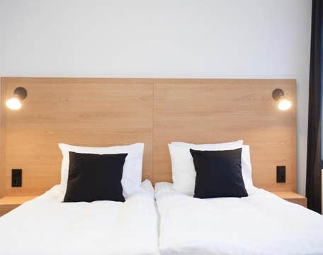 201 호텔(201 Hotel)