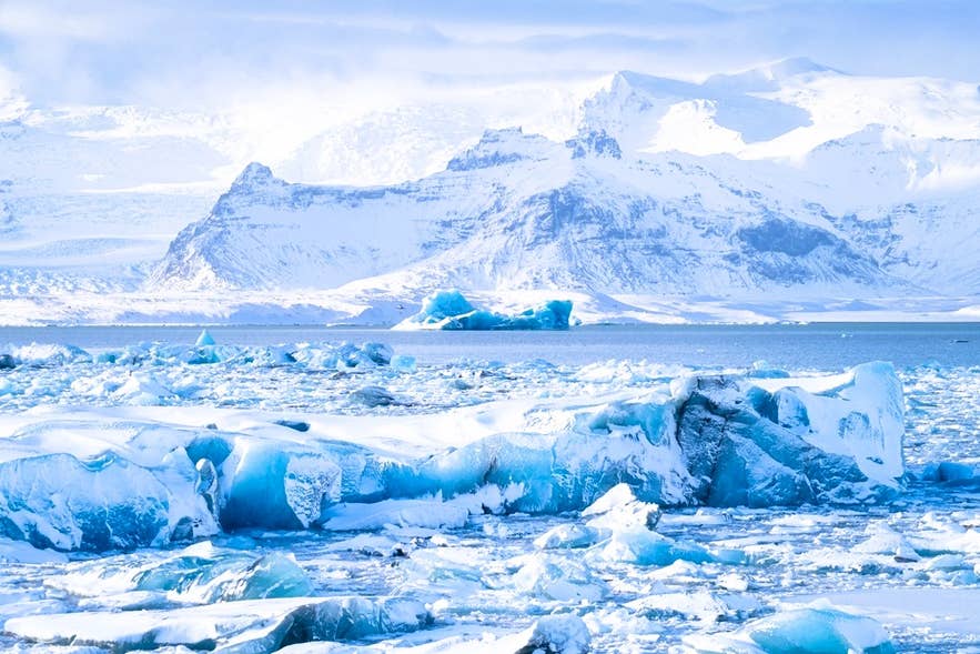 Experience the top activities in Iceland for adrenaline junkies at Vatnajokull Glacier and Jokulsarlon Lagoon.