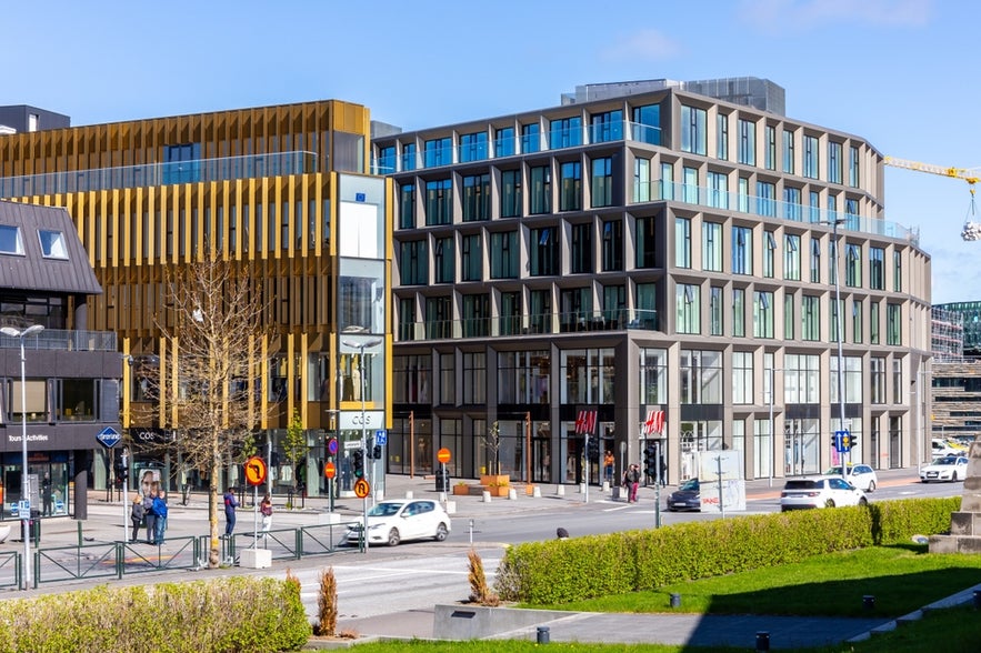 Reykjavik city center with offices and retail buildings, illustrating urban life and cost of living in Iceland.
