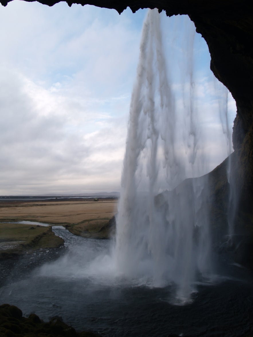 Seljalandsfoss waterfall