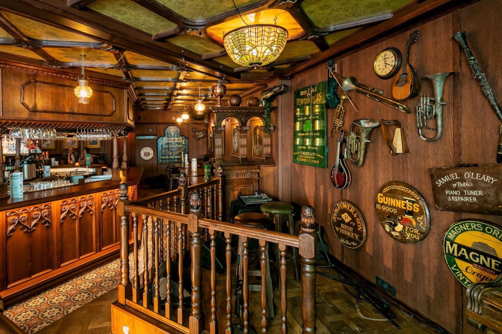 Review of the Irishman Pub: Guinness, Darts & Irish Cheer